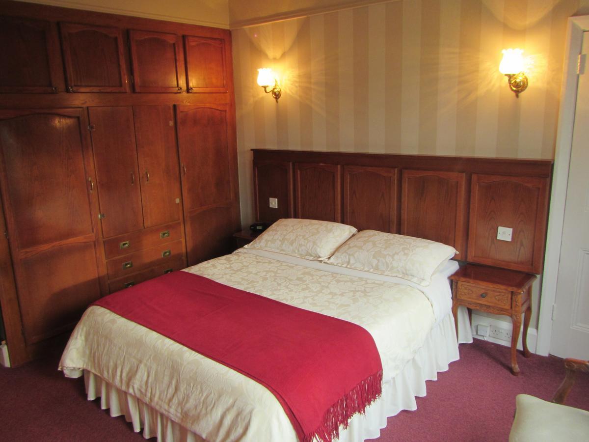 פיירהאם Ellerslie House Hotel מראה חיצוני תמונה